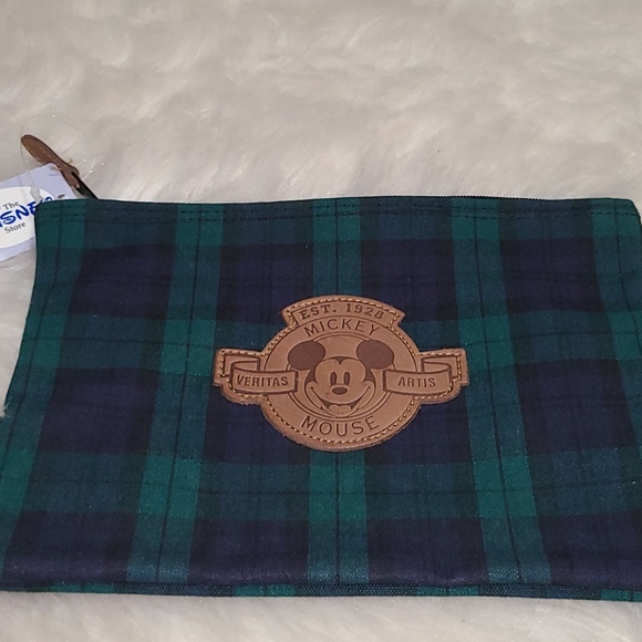 Vintage Tablecloth Zippered Pouch